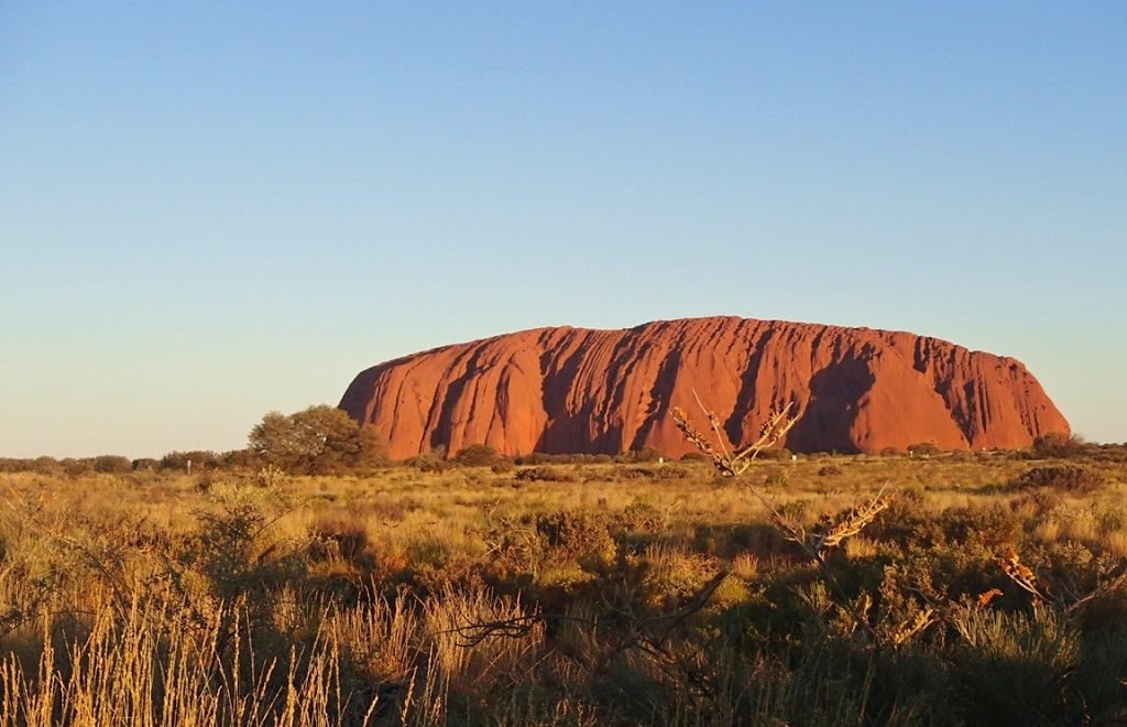 Jalan-Jalan ke Uluru Selama Tiga Hari