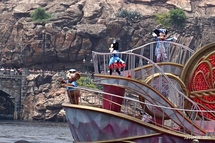 Tokyo Disneyland dan DisneySea